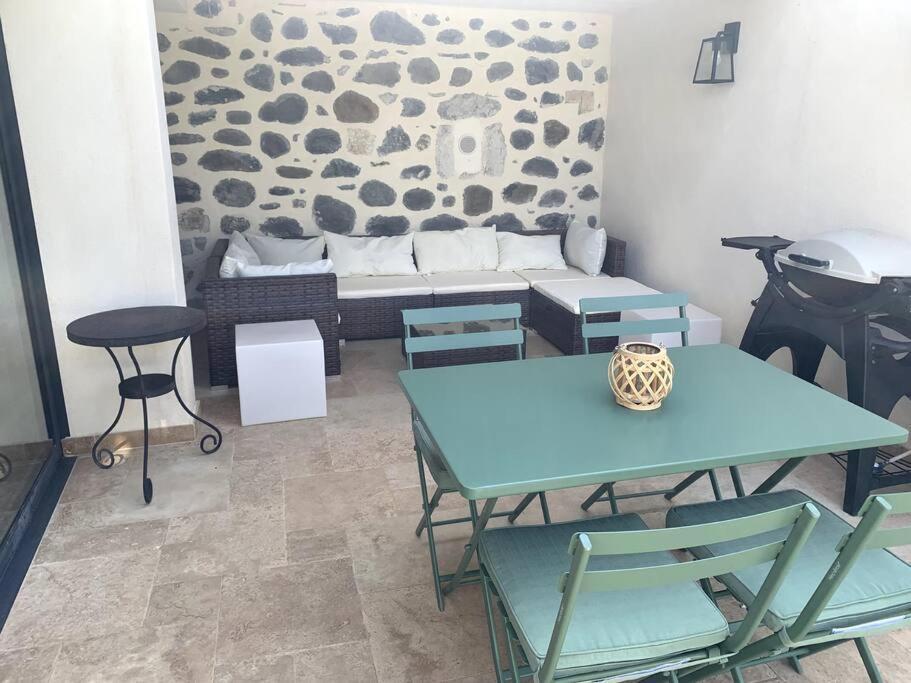 Appartement Bas De Maison Lavilledieu  Exteriér fotografie